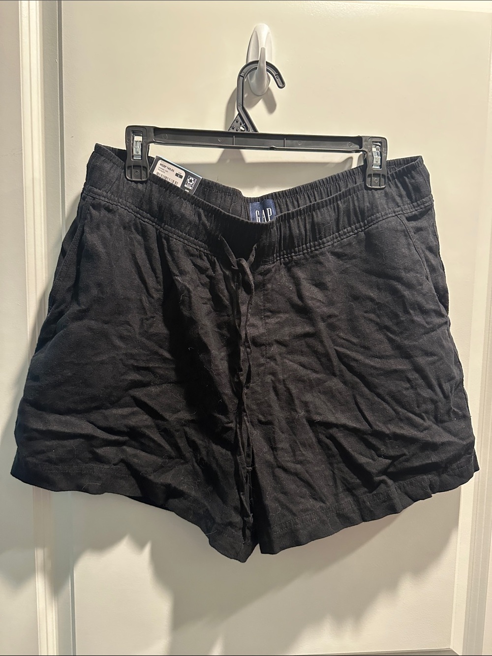 GAP Black High-Waist Drawstring Linen-Blend Shorts